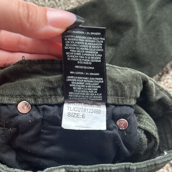 Kut from the Kloth Karen Baby Bootcut Olive green corduroy pant size 6 - Picture 7 of 10
